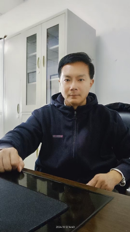 枫叶的第一张照片--通辽闪婚服务中心