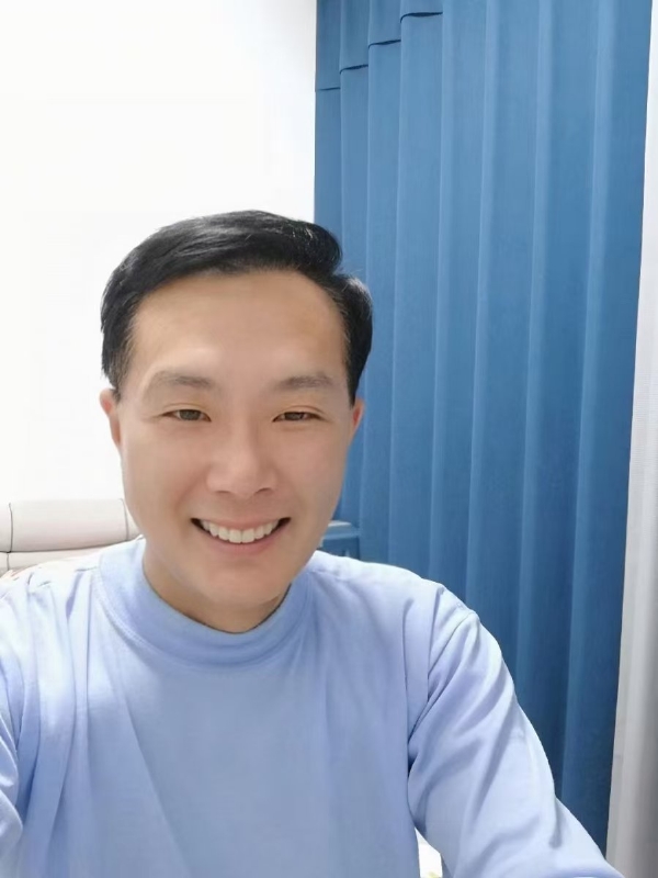 枫叶的第三张照片--通辽闪婚服务中心